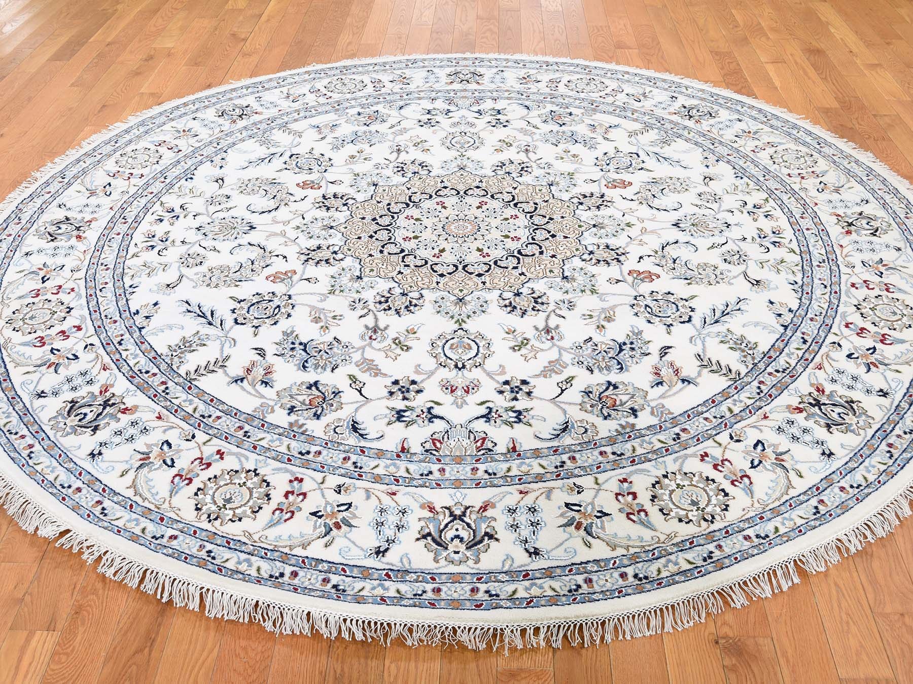 Traditional Rugs LUV539946